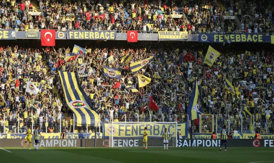 Fenerbahçe, Kadın ve Gençler İçin Ücretsiz Bilet Duyurusu Yaptı